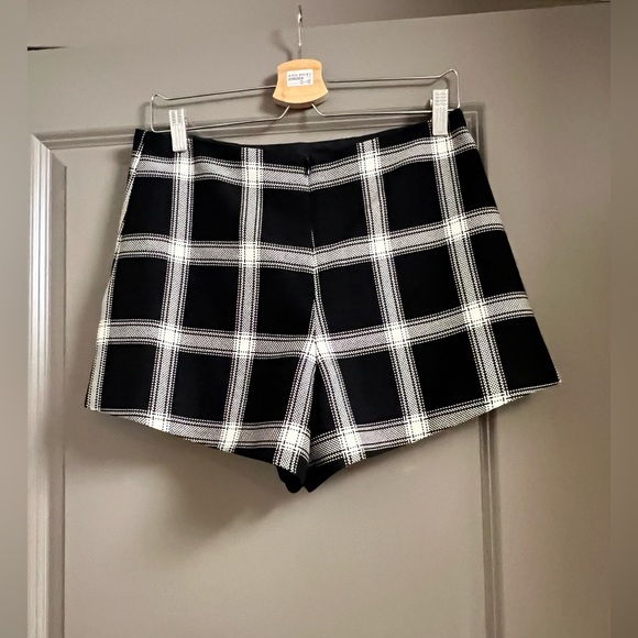 Smythe Plaid Print Shorts Size 6 - Picture 2 of 3